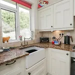 Linden Lea غْرانج أوفار ساندس