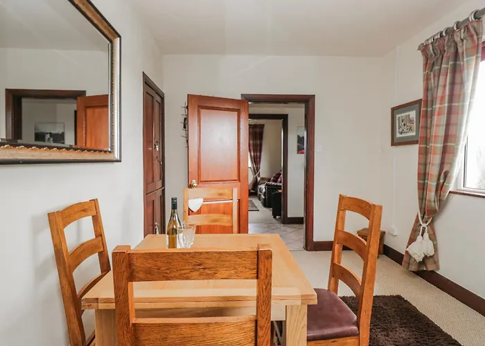 Linden Lea * Grange-over-Sands