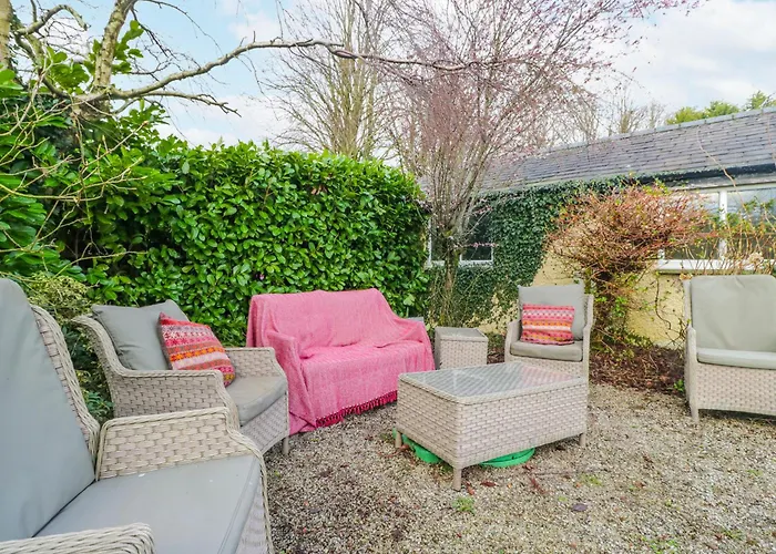 Linden Lea * Grange-over-Sands